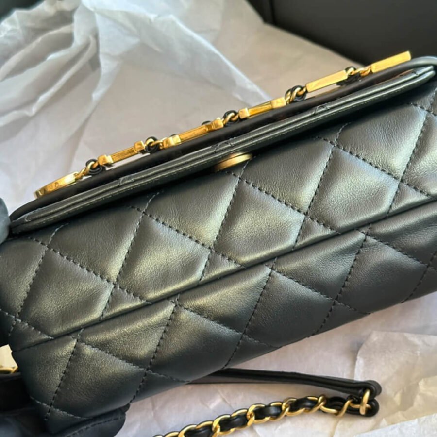 Chanel Quilted Shoulder Bag High Quality Replica AS1490