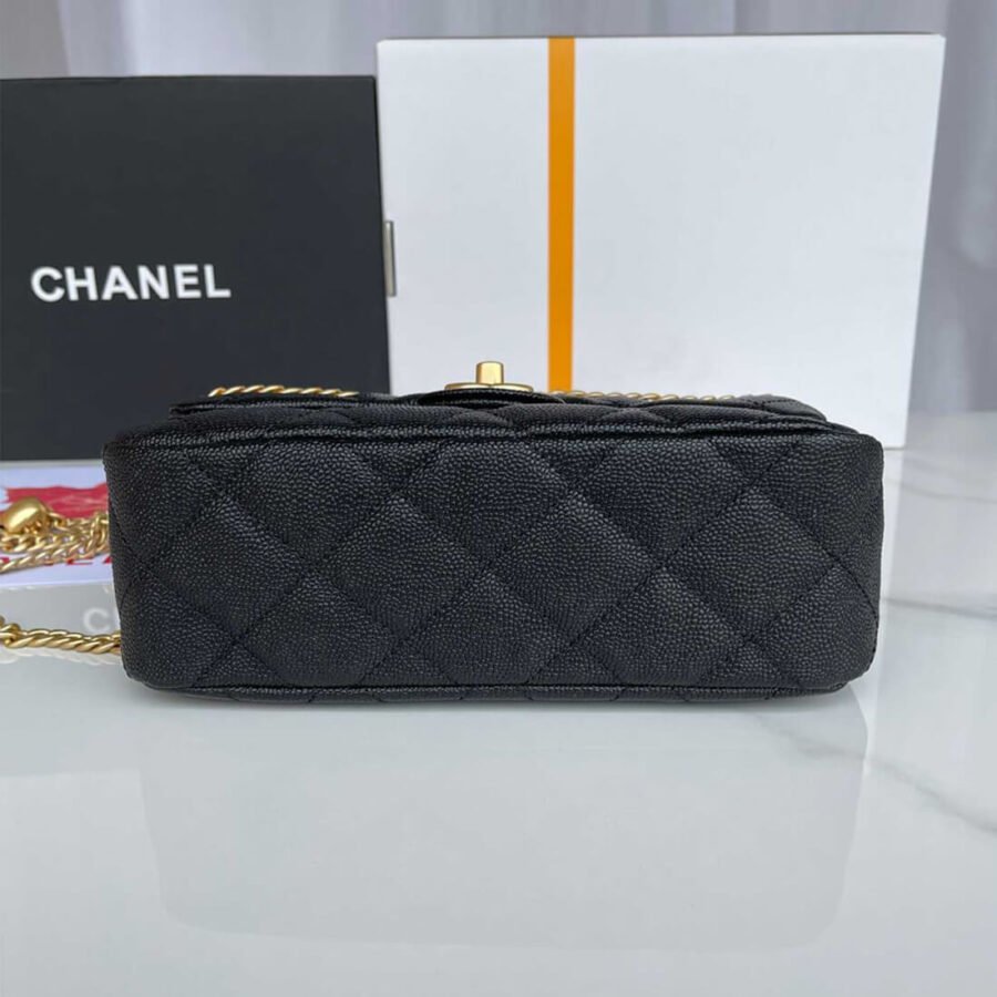 Chanel Caviar Chain Flap Bag High Quality Replica AS3921