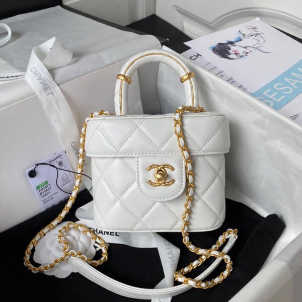 High Quality Copy Chanel Lambskin Chain Bag AS3973