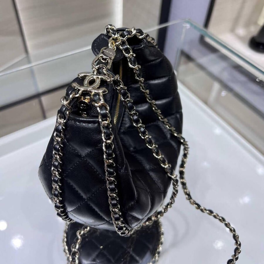 Leather Hobo Bags Chanel Small Lambskin Best Replica AS3917