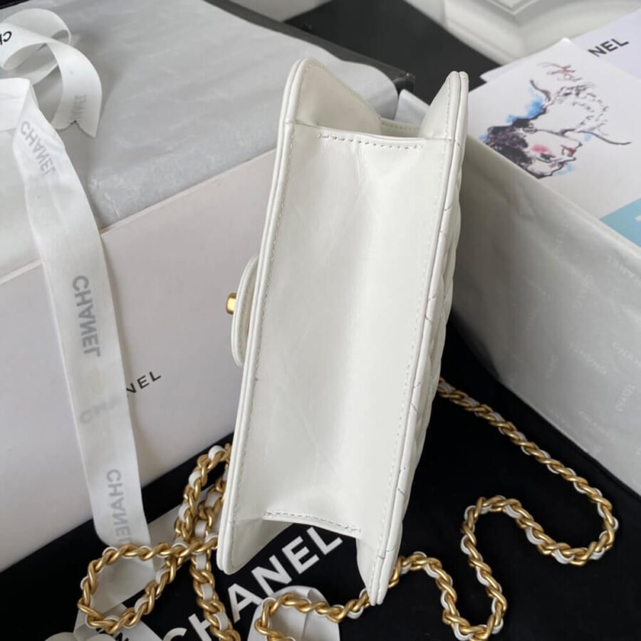 Chanel Small Flap Bag Lambskin Classic Best Replica AS4051