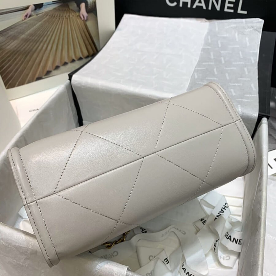 Chanel White Chain Shoulder Hand Shopping Bag AS2750