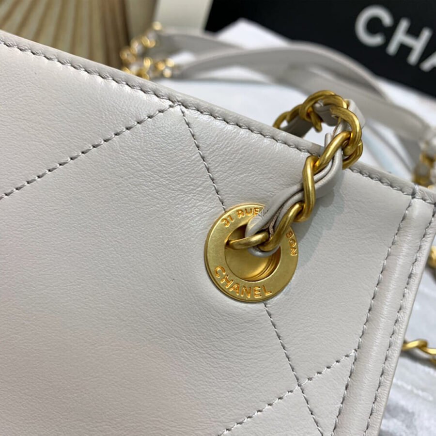 Chanel White Chain Shoulder Hand Shopping Bag AS2750