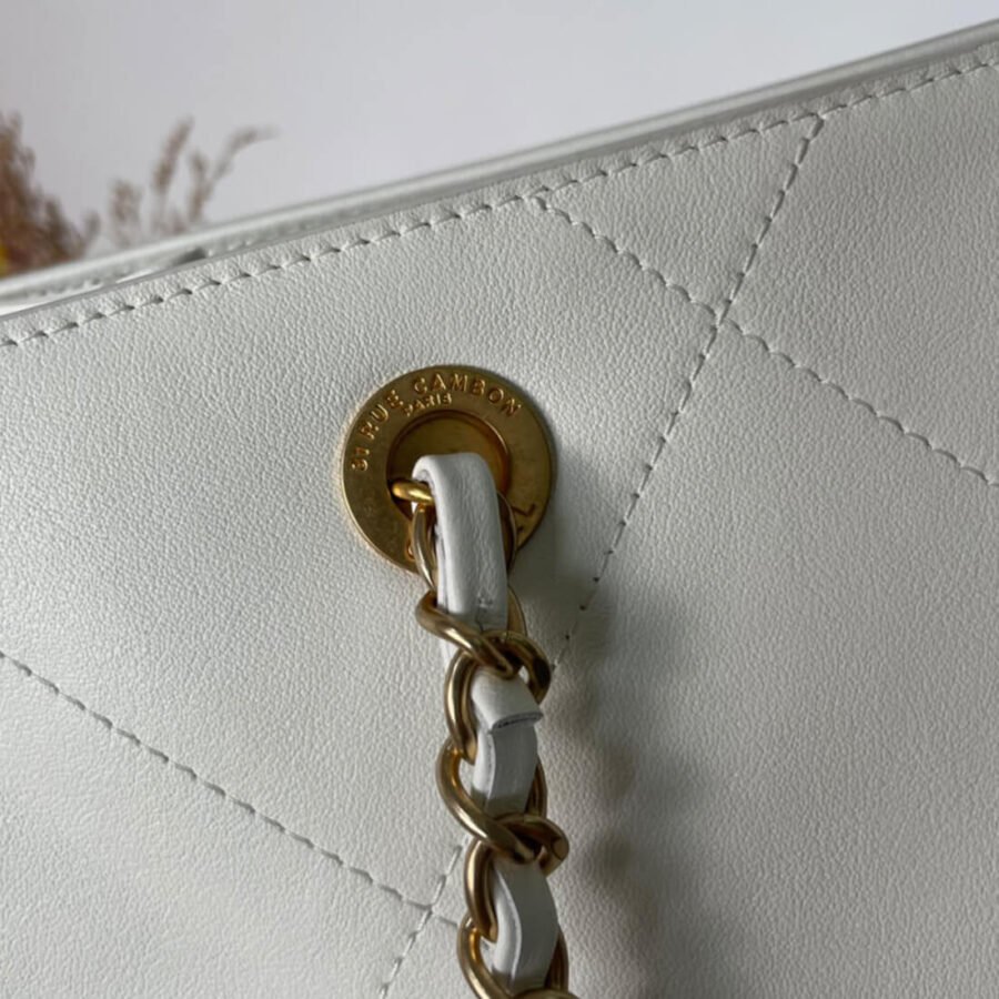 Chanel White Chain Shoulder Hand Shopping Bag AS2750