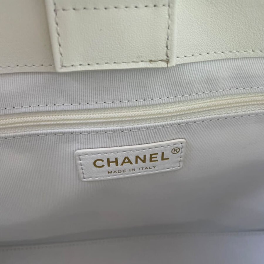 Chanel White Chain Shoulder Hand Shopping Bag AS2750