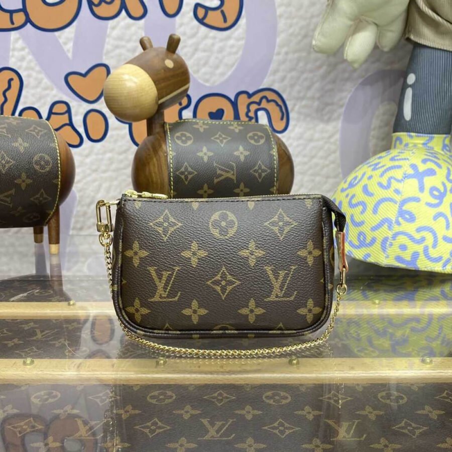 High Quality Fake Louis Vuitton Mini Chain bag M58009