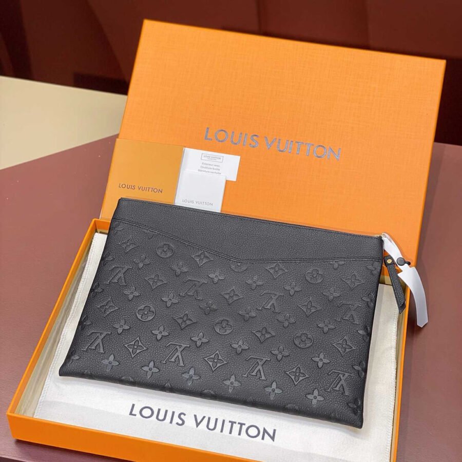 Louis Vuitton Daily Pouch High Quality Replica Bag M62937