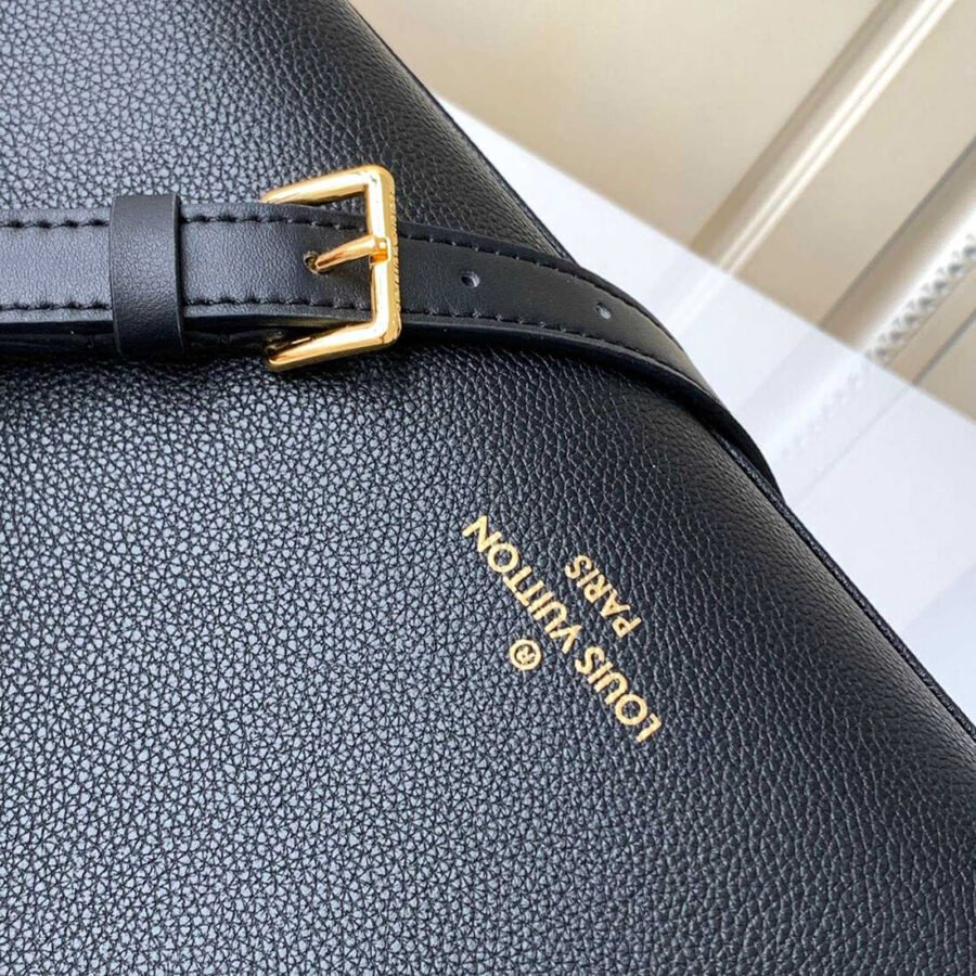 Replica Louis Vuitton On My Side GM Handbag M22225