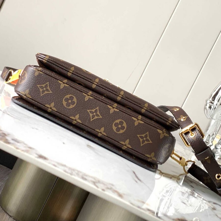 Small Messenger Bag LV Pochette Metis Replica M44875