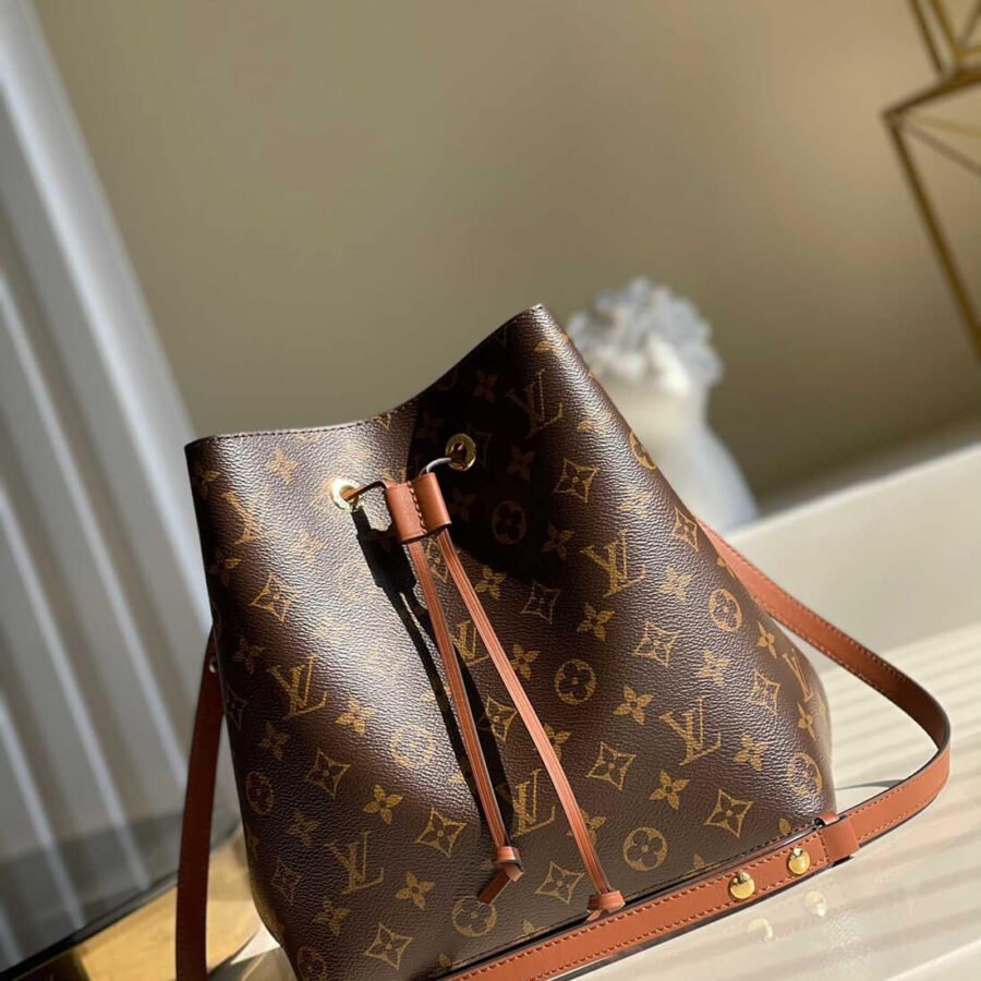 Fake Louis Vuitton Bag M44887