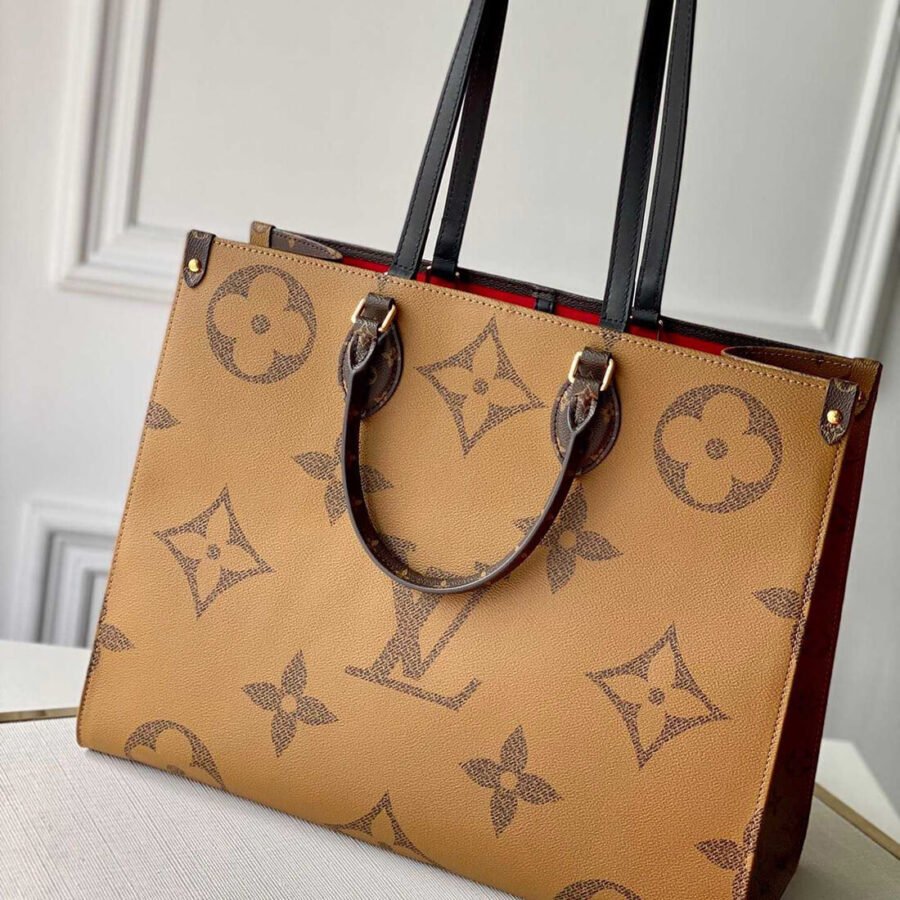 Onthego GM Louis Vuitton Designer Replica Tote Bag M45320