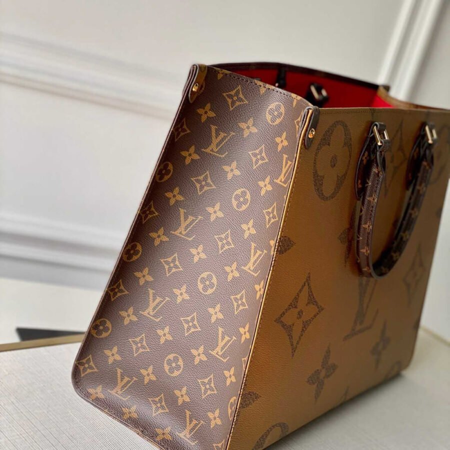 Onthego GM Louis Vuitton Designer Replica Tote Bag M45320