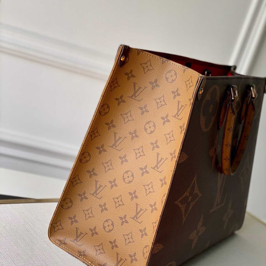 Onthego GM Louis Vuitton Designer Replica Tote Bag M45320