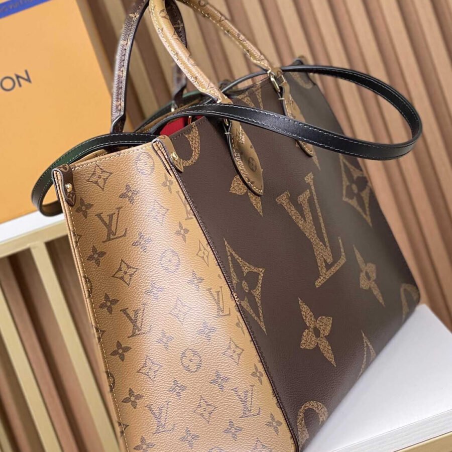 Monogram Handbag Louis Vuitton Onthego MM Replica Bag M45321