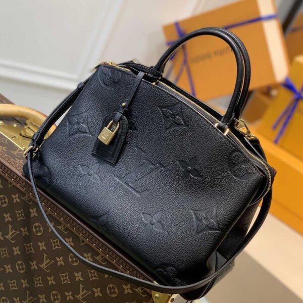 Louis Vuitton Replica Bag M45811